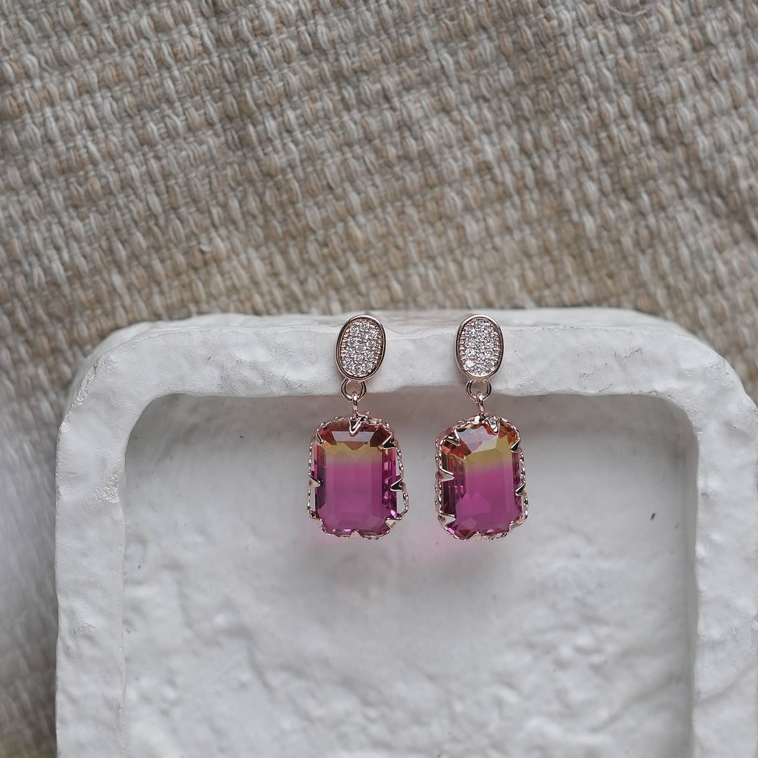 OMBRE AAYAT AD EARRINGS