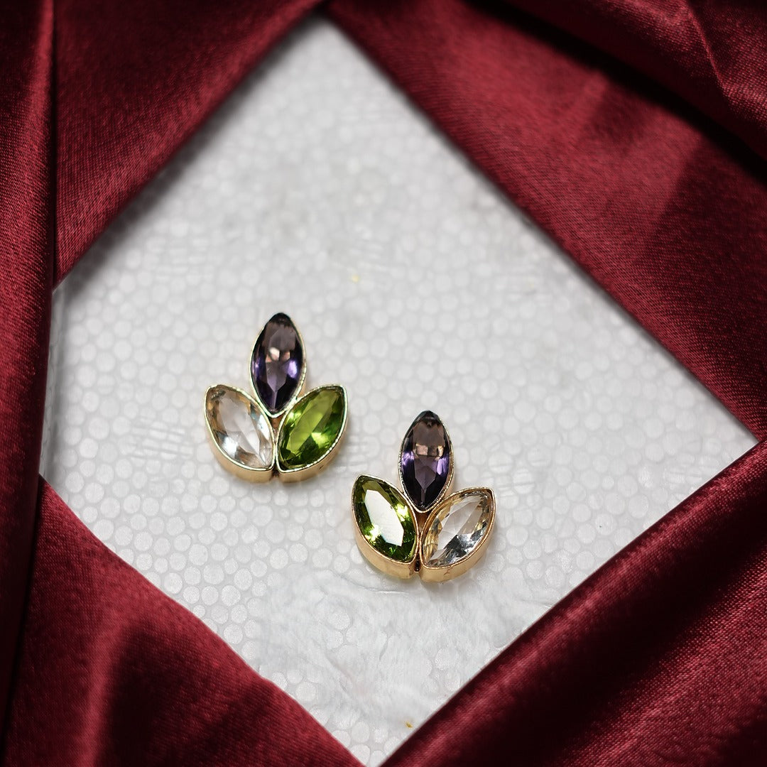 JUHI STUD EARRINGS