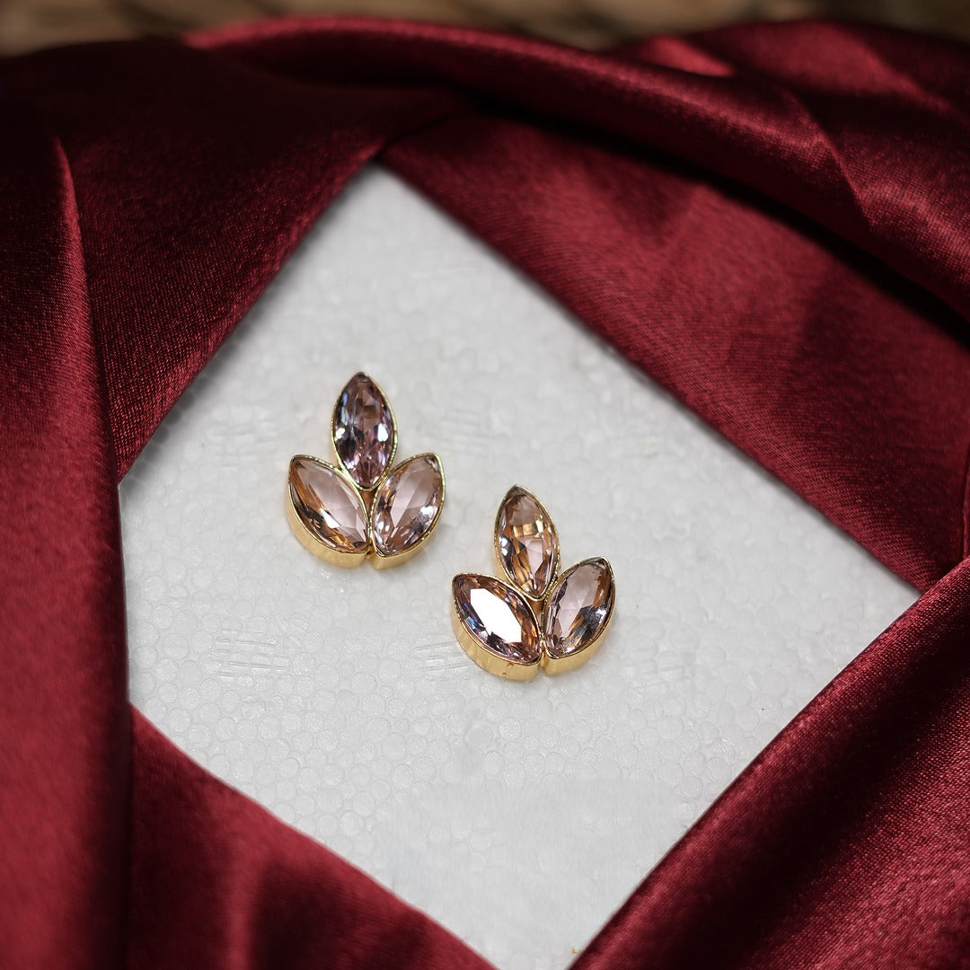 JUHI STUD EARRINGS