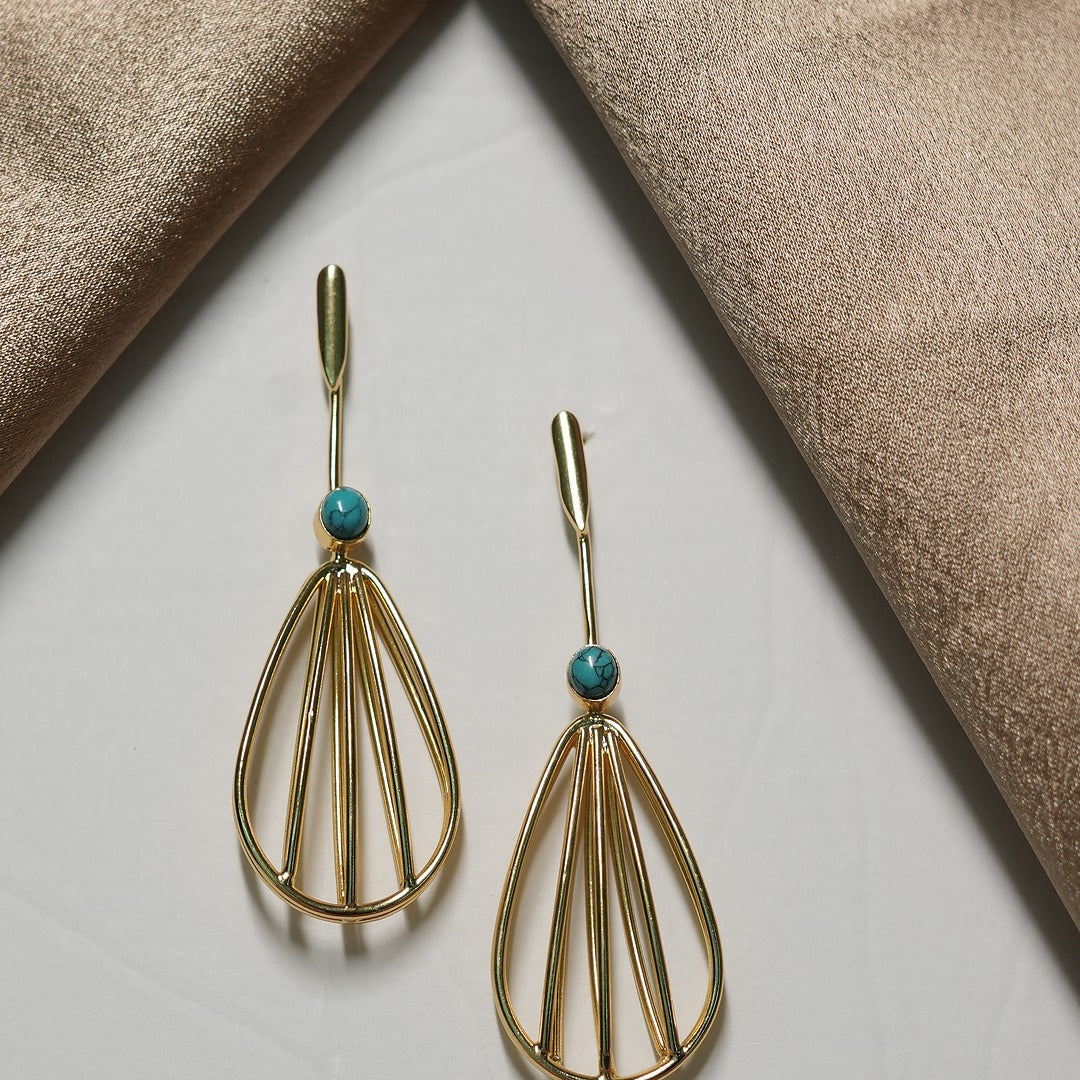 KALLISTA EARRING