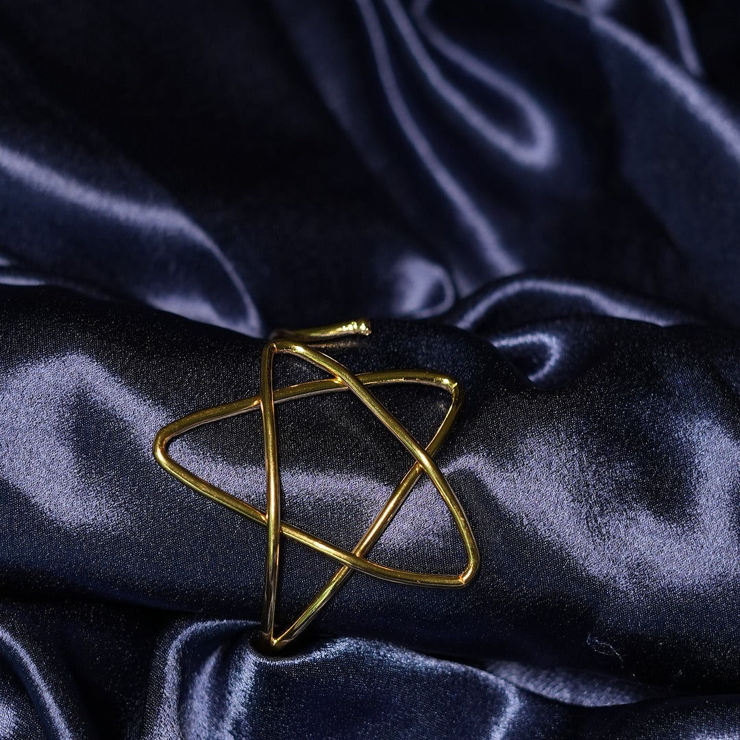 PLAIN STAR BRACELET