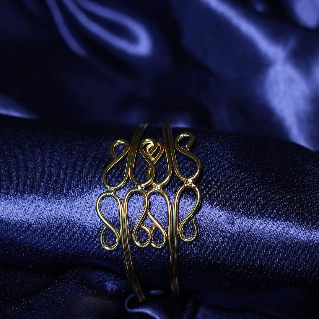 PLAIN 4 WIRE FANCY SHAPE