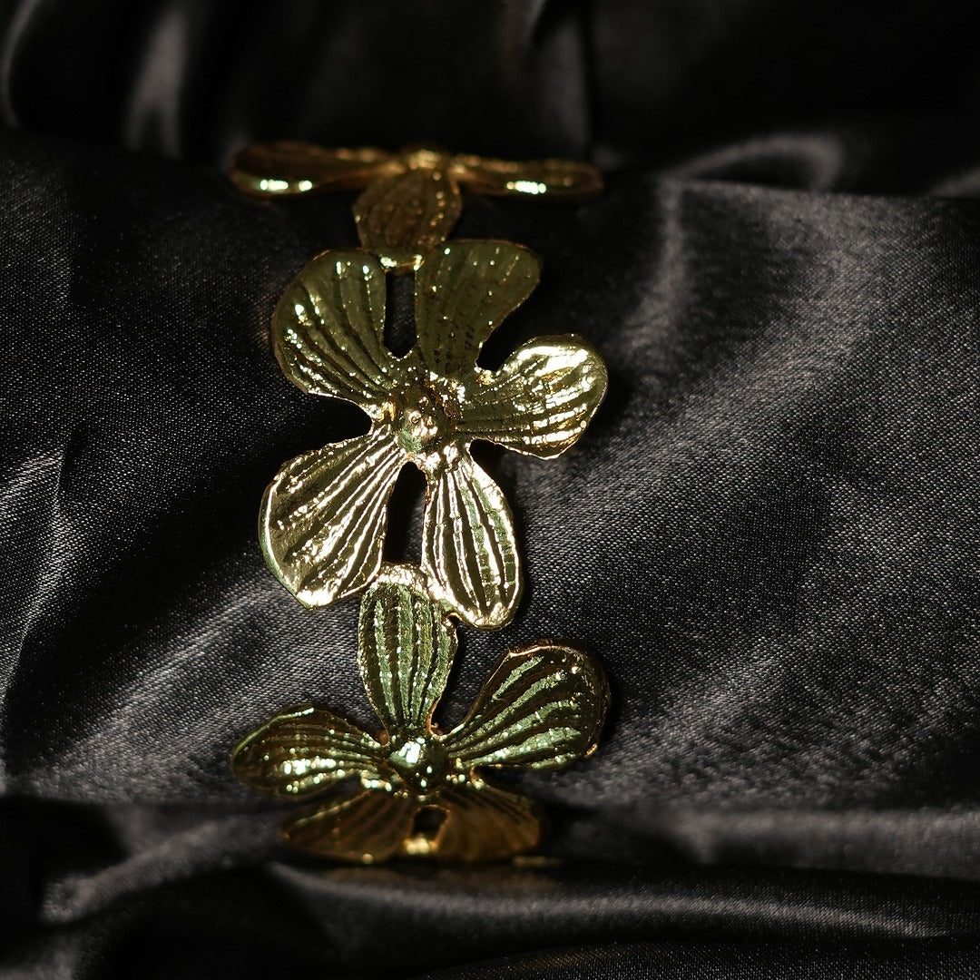 5 FLOWER CASTING BRACELET