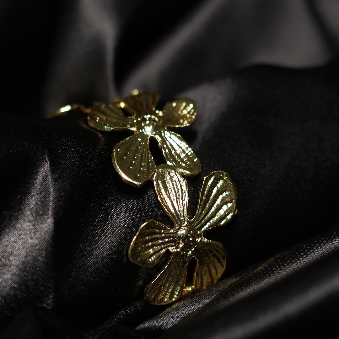 5 FLOWER CASTING BRACELET