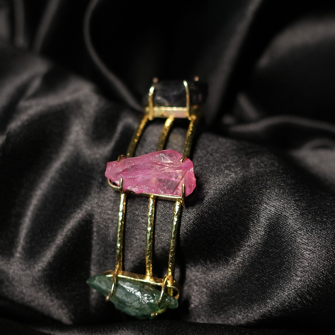 3 COLOUR CRYSTAL CLAW TYPE 3 WIRE BRACELET
