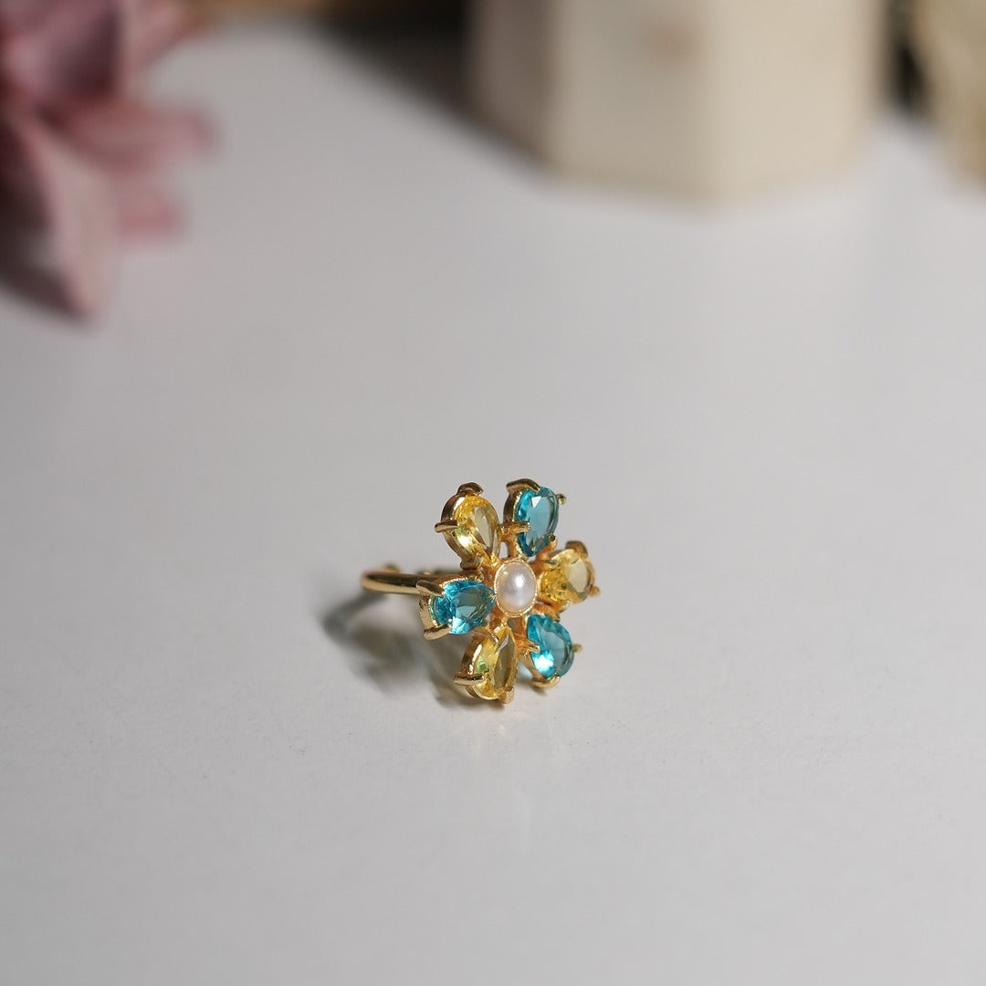 6 HG STONE WITH 5 PEARL CLAW TYPE RINGS