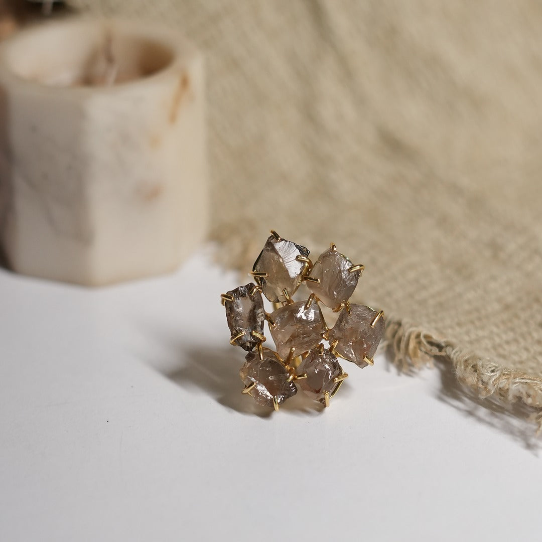 7 COLLECT ROUGH CLAW TYPE RING