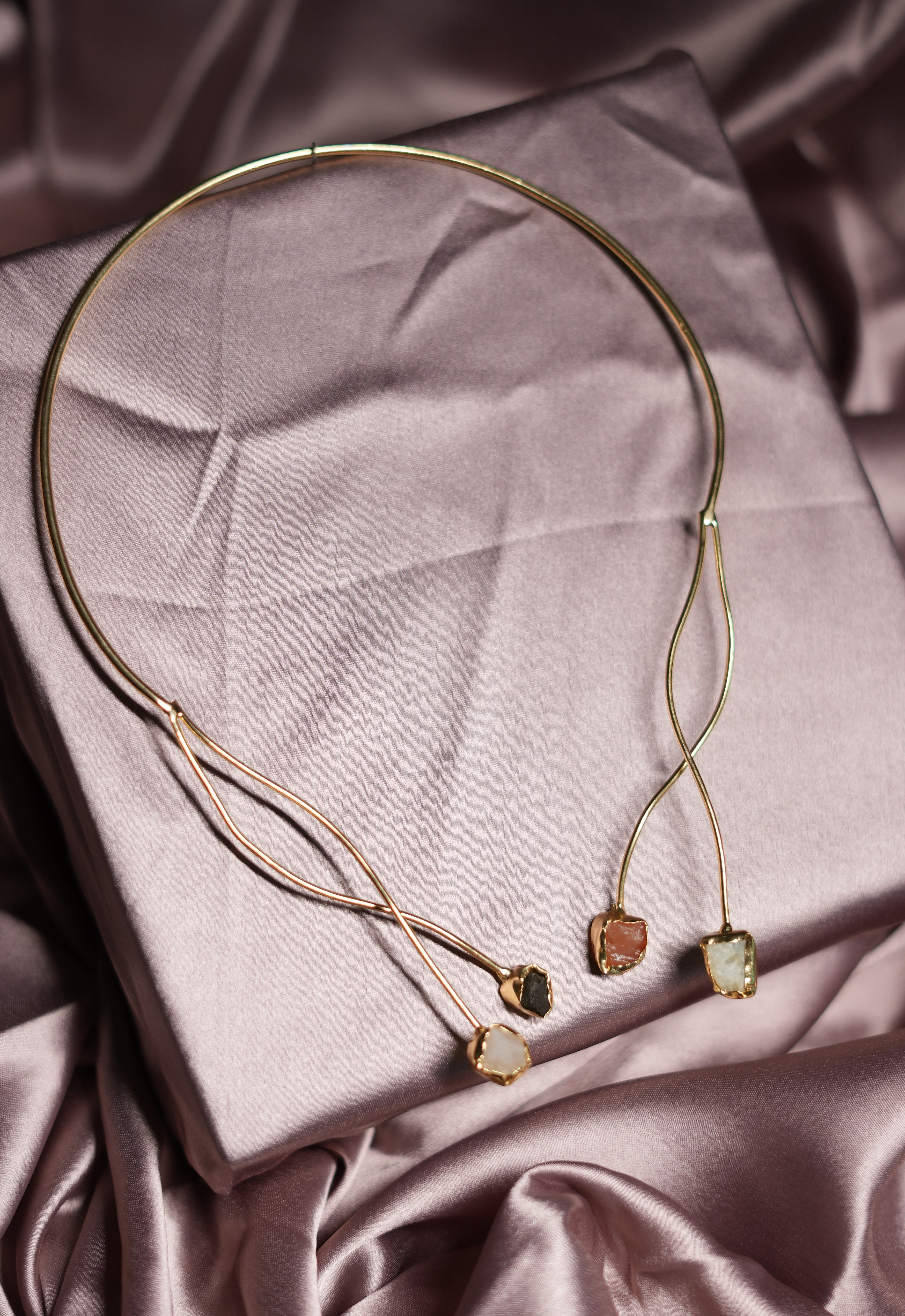 TWIG RAWSTONE NECKPIECE