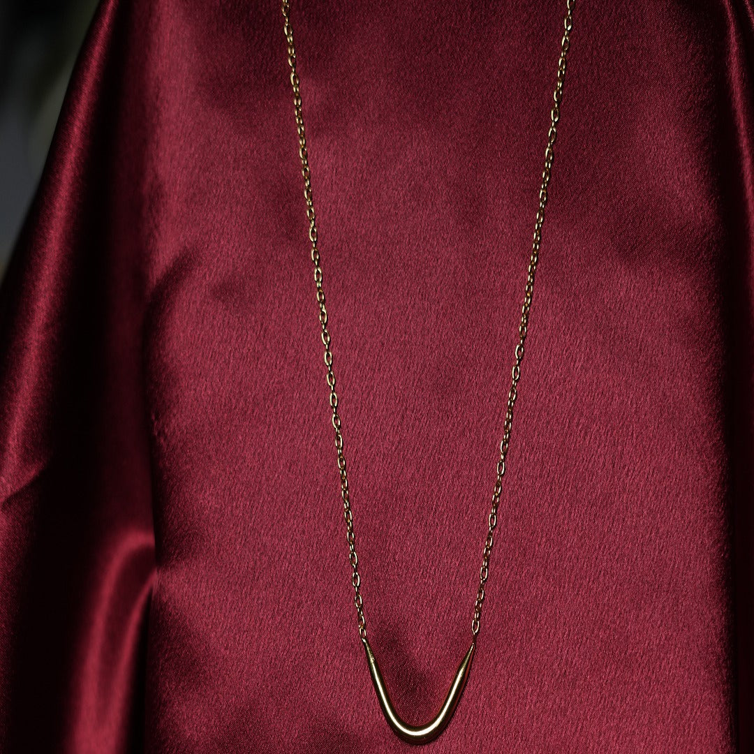 LUNA NECKLACE